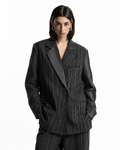 Blazer gessato over nero