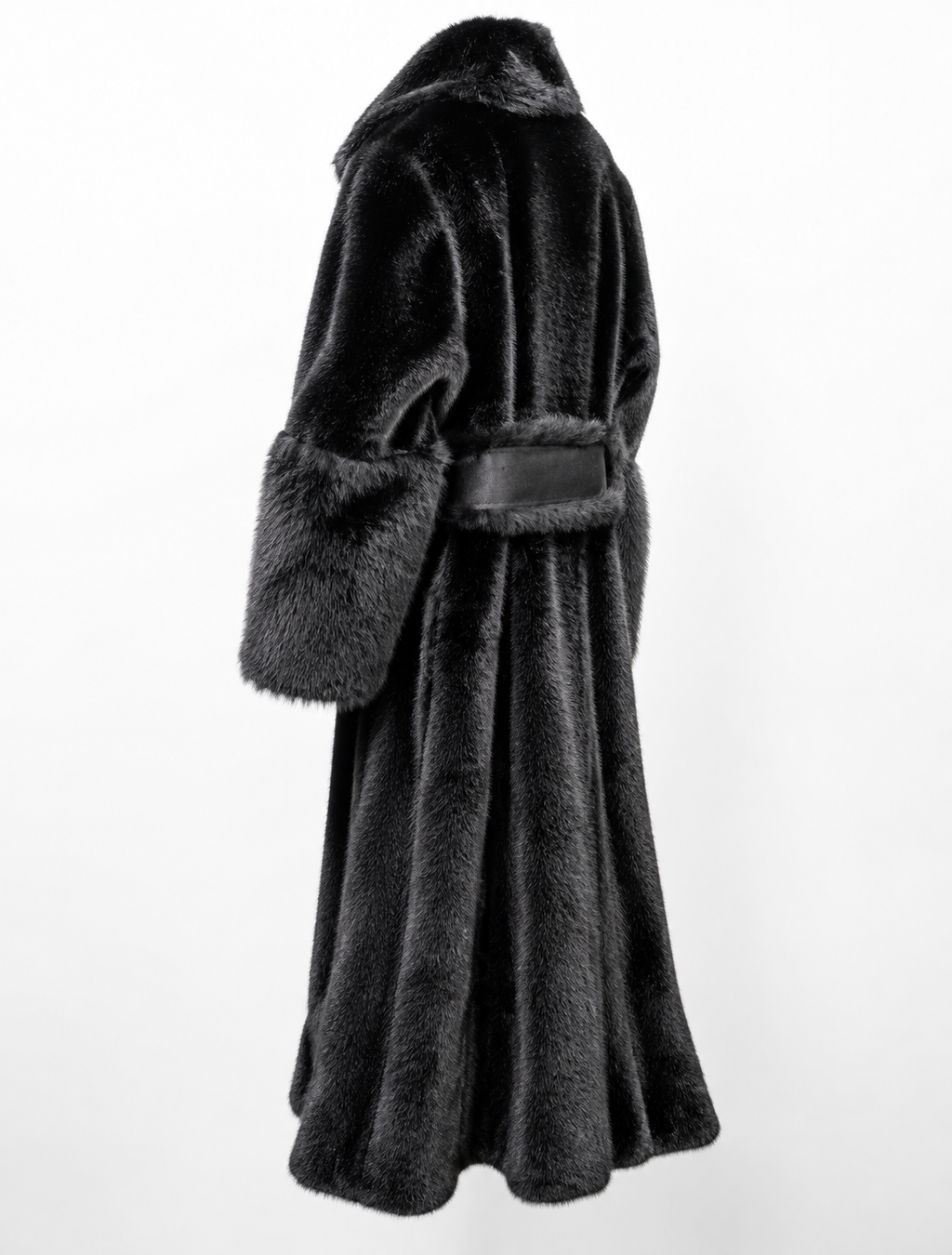 Cappotto lungo in eco-pelliccia con cintura