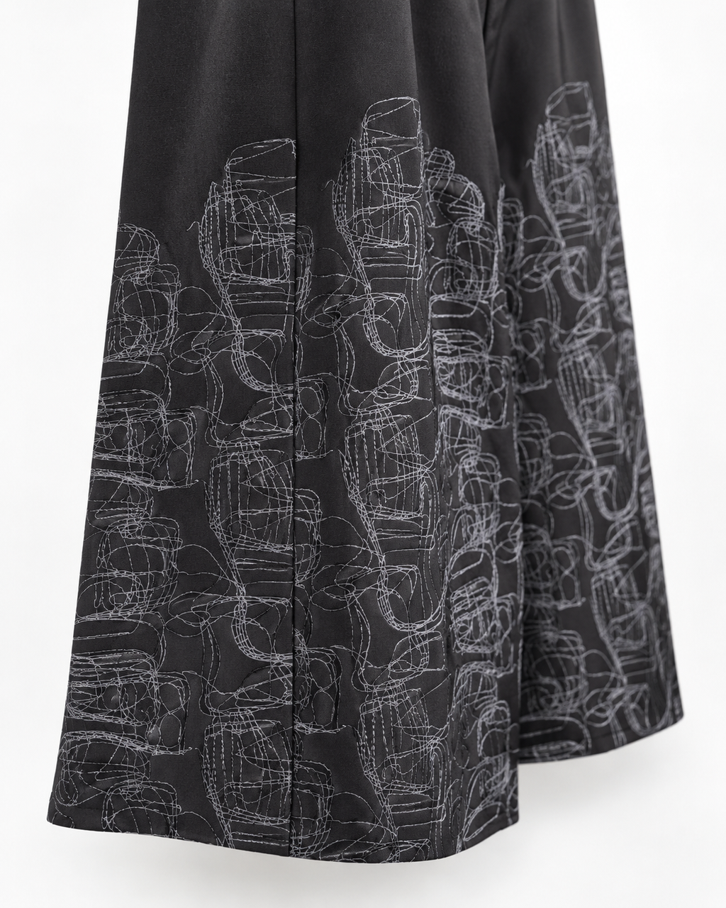 Pantalone carota ricamato nero